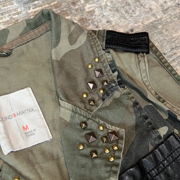 Sound and Matter Camo Vest - Picture 2 of 3